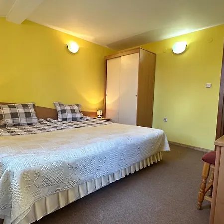 Pensiune Kaloyanova House 3*