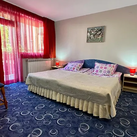 Gæstehus Kaloyanova House 3*