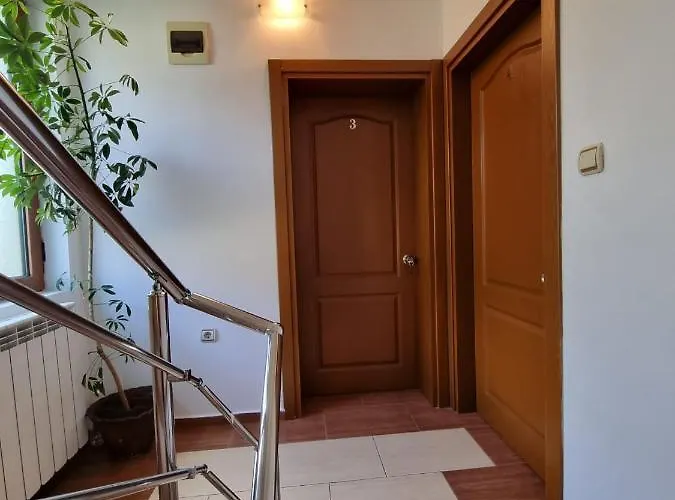 Къща за гости Kaloyanova House 3*